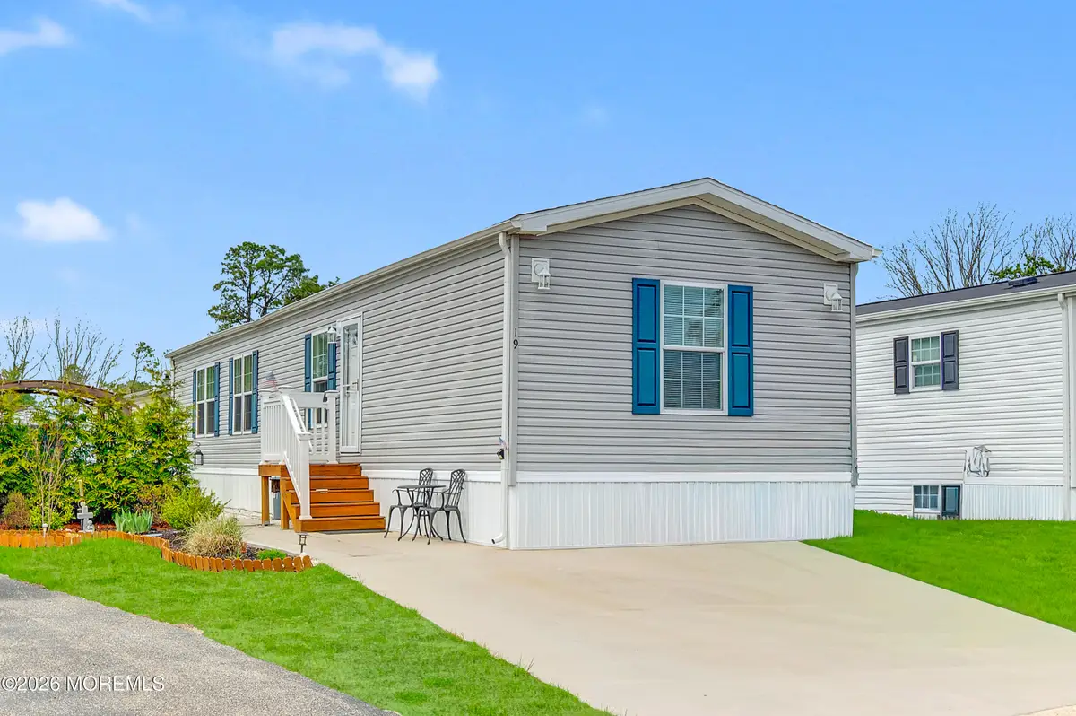 19 Otter Place, Whiting, NJ 08759 - #1