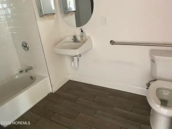 5 Main Street, Freehold, NJ 07728