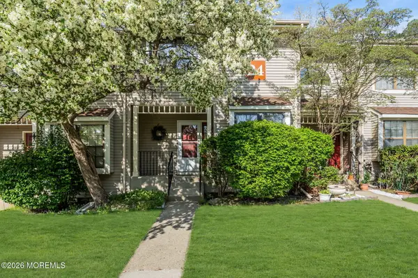 2404 Gulfstream Way, Toms River, NJ 08755