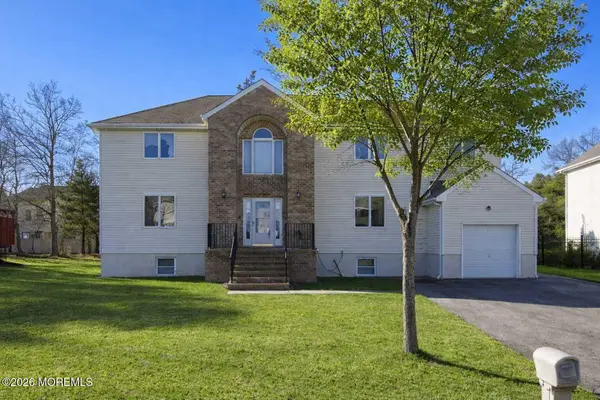 12 Shemen Street, Lakewood, NJ 08701