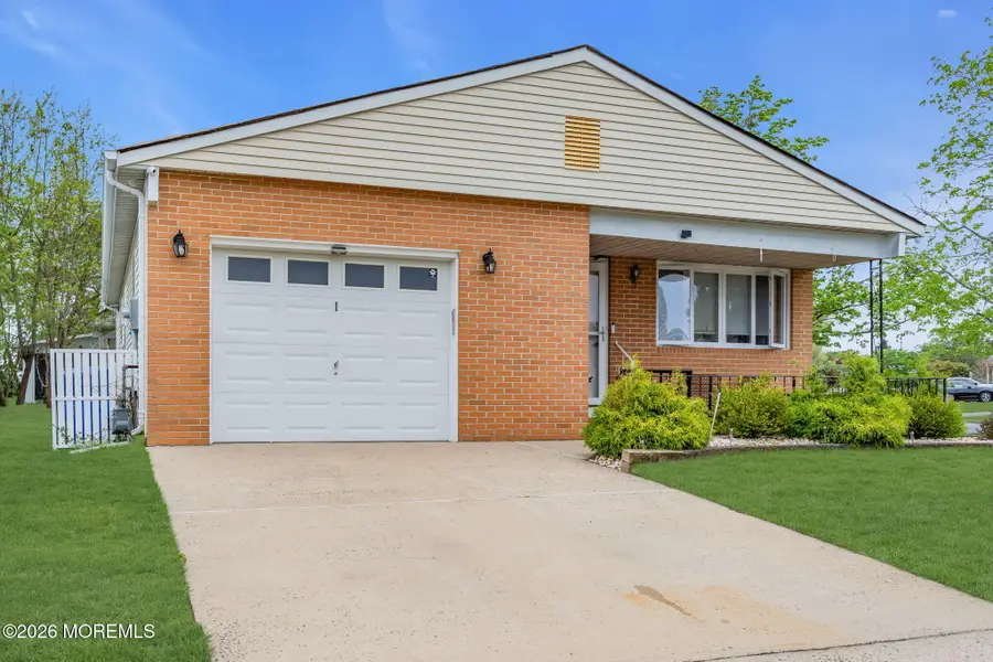 1 Speighstown Place, Toms River, NJ 08757 - #3