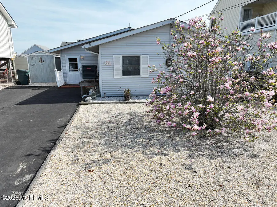 28 Hudson Drive, Mystic Island, NJ 08087 - #2