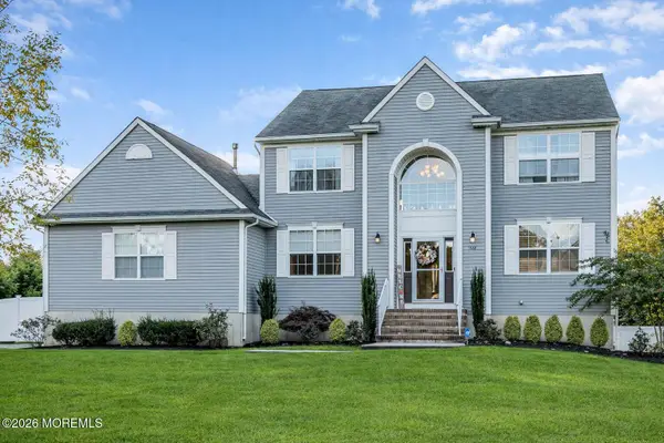 1668 Kalvel Court, Toms River, NJ 08755