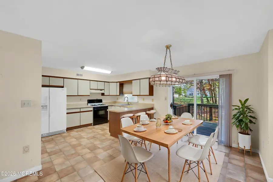 125 Northampton Drive, Holmdel, NJ 07733 - #2