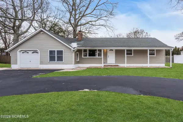 109 Laurel Boulevard, Lanoka Harbor, NJ 08734