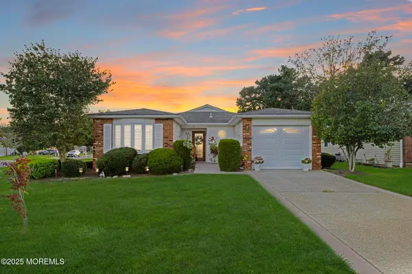 161 Lions Head Boulevard, Brick, NJ 08723