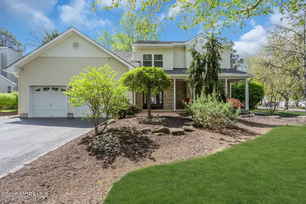 1 Edinburgh Court, Jackson, NJ 08527