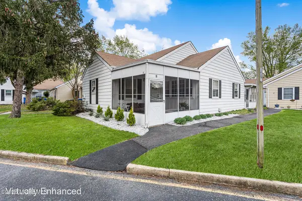 15 Dover Walk #1015, Toms River, NJ 08753