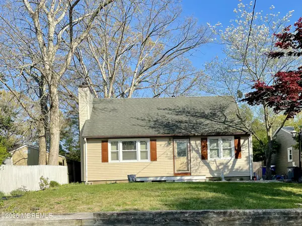 1402 Chicopee Avenue, Point Pleasant, NJ 08742