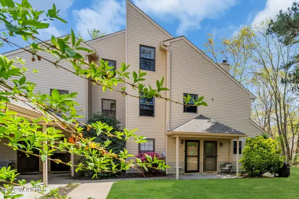 305 Owls Nest Court, Jackson, NJ 08527