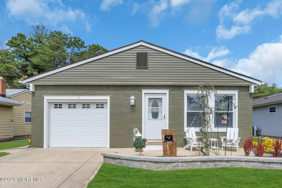 17 Cabrillo Boulevard, Toms River, NJ 08757 - #2