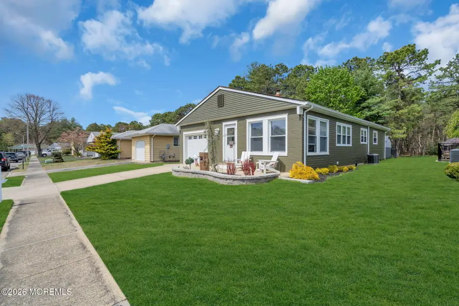 17 Cabrillo Boulevard, Toms River, NJ 08757 - #3