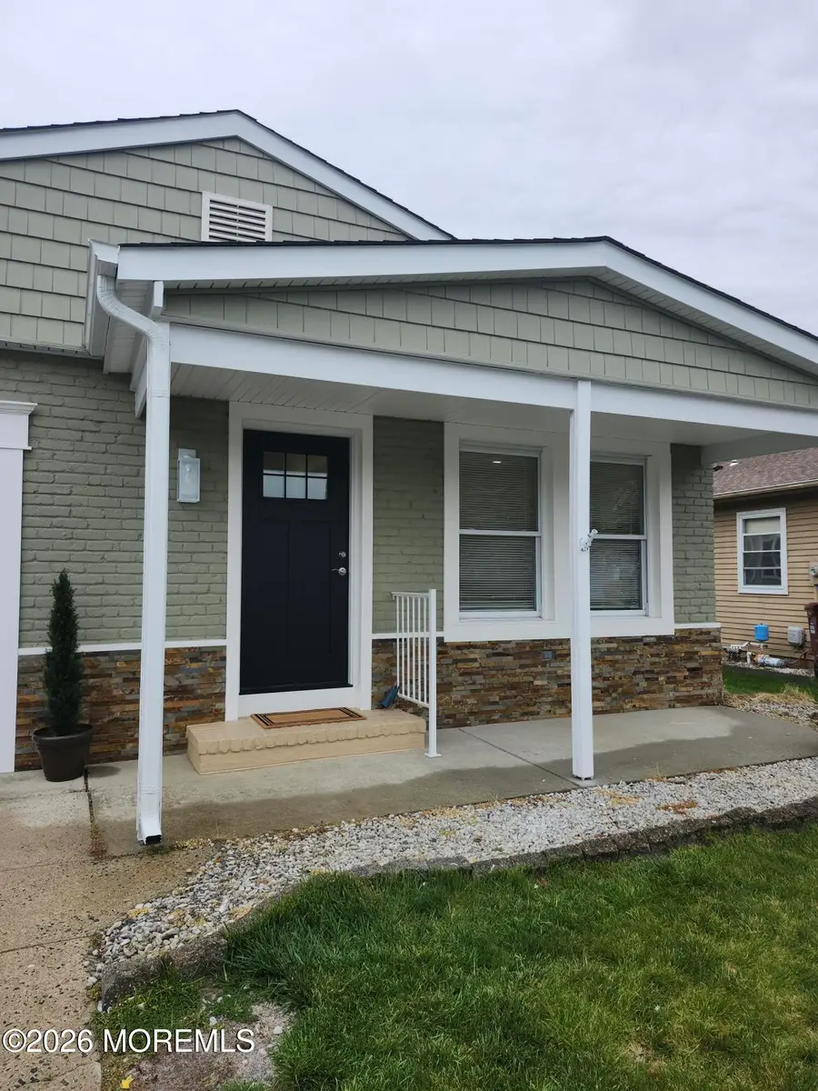 11 Selkirk Avenue, Toms River, NJ 08757 - #2