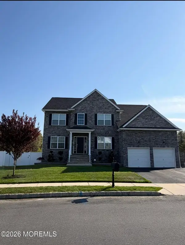 17 Prairie Lane, Bayville, NJ 08721