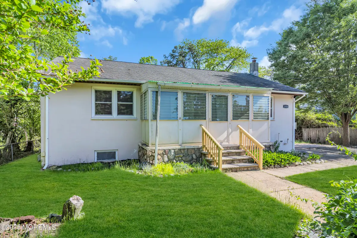 1324 Sixth Avenue, Toms River, NJ 08757 - #1