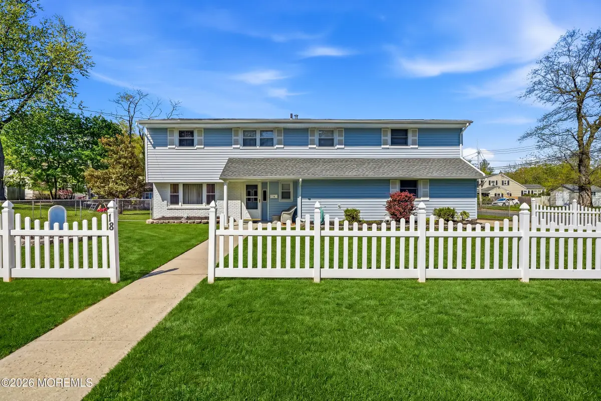 18 Barbara Lane, Oakhurst, NJ 07755 - #1