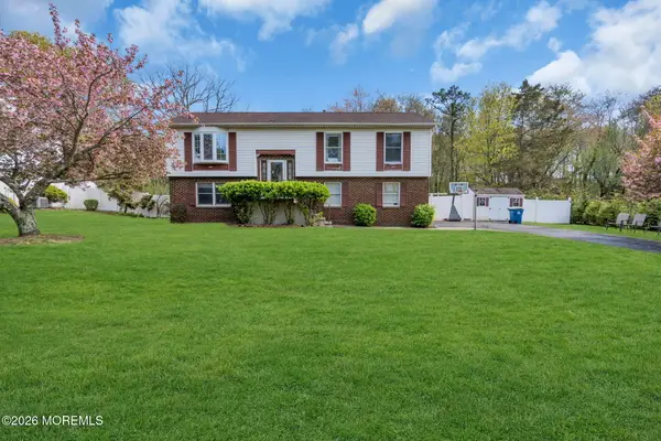 69 Hickory Hill Road, Jackson, NJ 08527