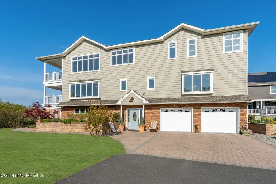 9 Hegel Place, Middletown, NJ 07748 - #3