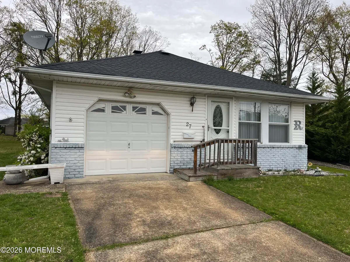 27 Mount Logan Lane, Toms River, NJ 08753 - #1