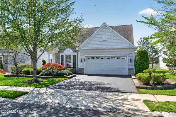 35 Chalfont Lane, Manchester, NJ 08759