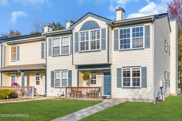 48 Quail Run, Bayville, NJ 08721