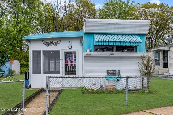 71 Locust Grove, Hazlet, NJ 07730