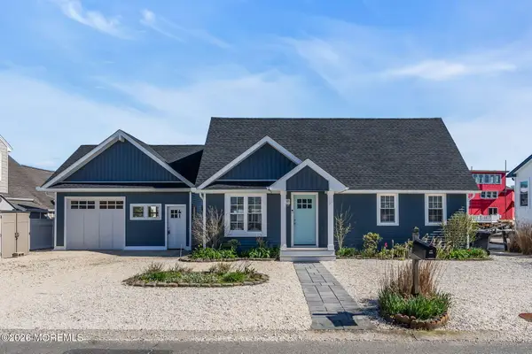 108 Bernard Drive, Manahawkin, NJ 08050