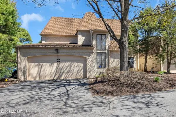 9 Carriage Place, Edison, NJ 08820