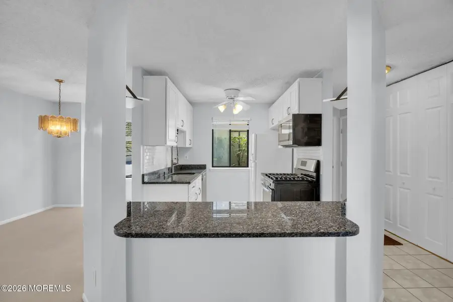 9 Carriage Place, Edison, NJ 08820 - #3