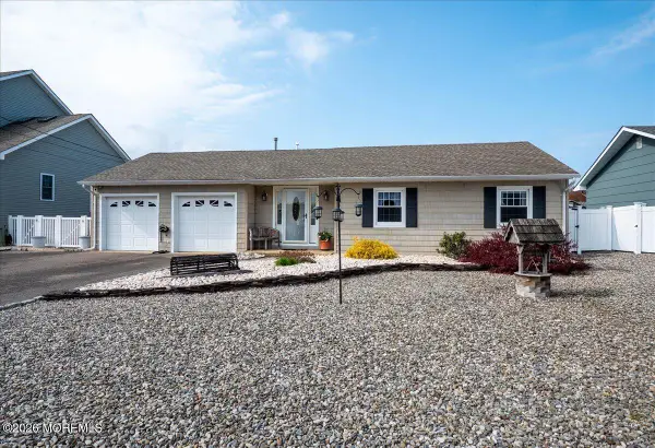 906 Bowsprit Point, Lanoka Harbor, NJ 08734