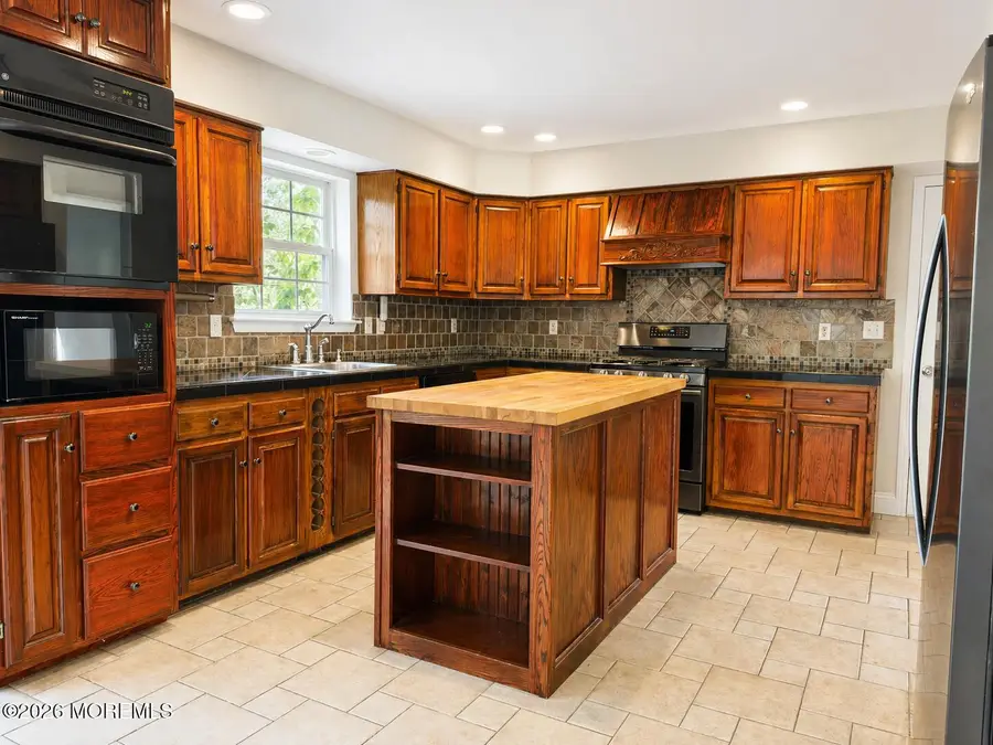 14 Aspen Court, Jackson, NJ 08527 - #2