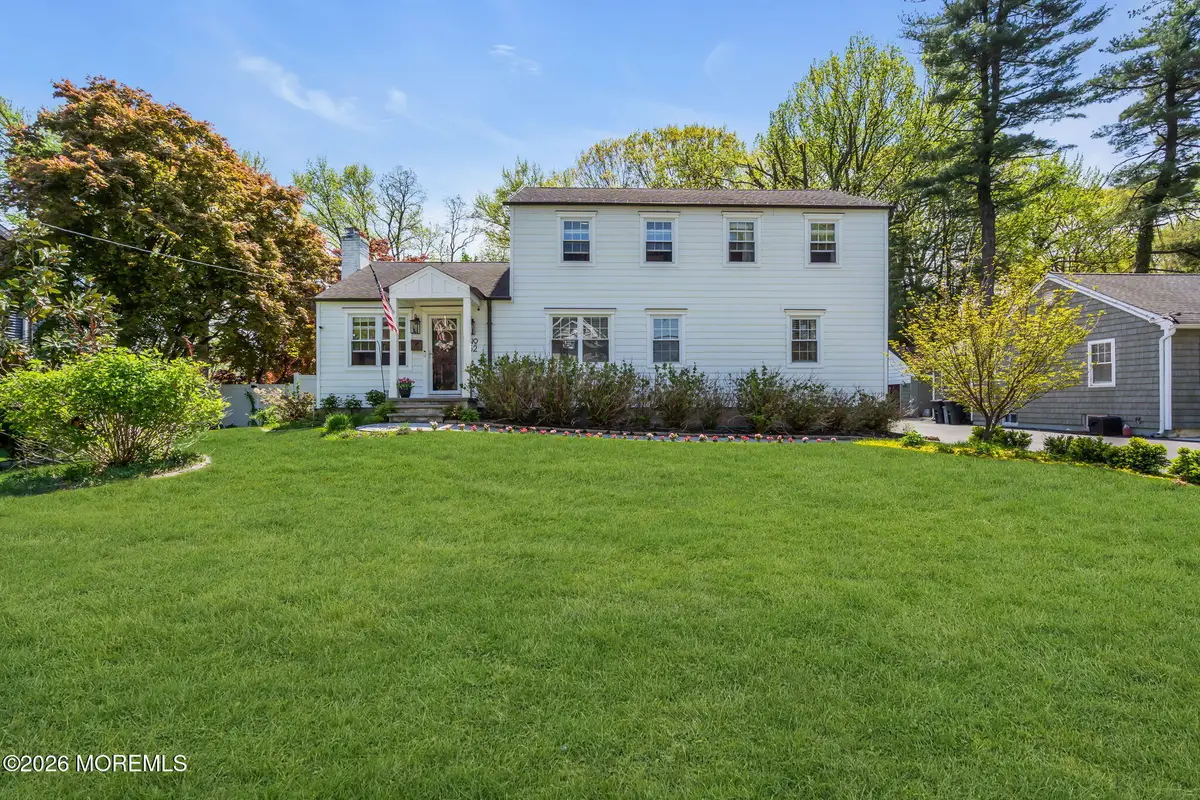 52 Thomas Avenue, Shrewsbury, NJ 07702 - #1
