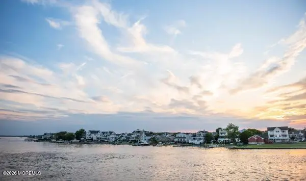 41 Front Street, Sea Bright, NJ 07760 - #2