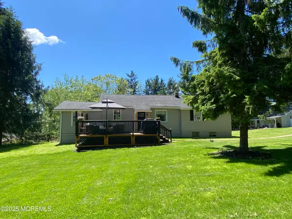 104 Dreahook Road, Lebanon Twp, NJ 08833