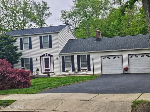 40 Birch Drive, Freehold, NJ 07728