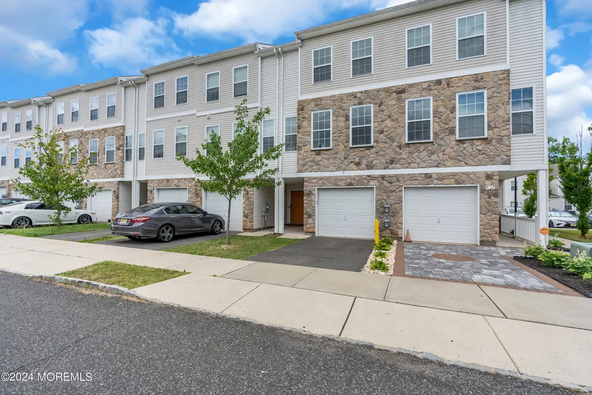 16 Paulina Place, Franklin, NJ 08873 - #1