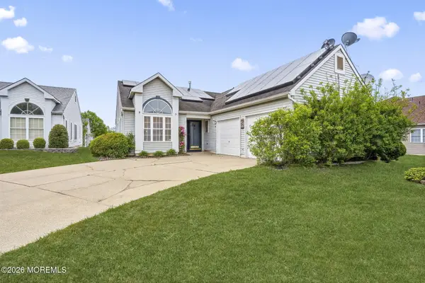 22 Arthur Court, Jackson, NJ 08527