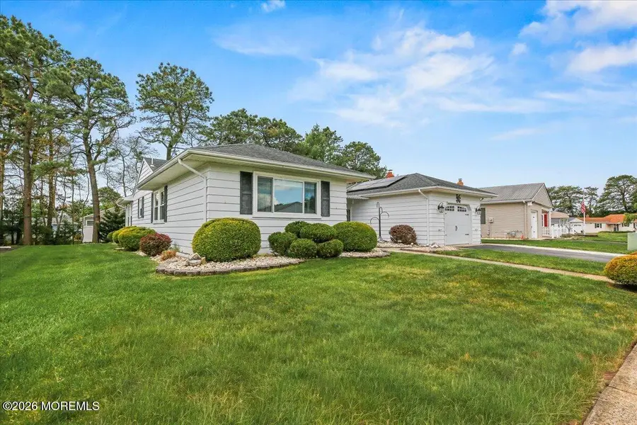 11 Exitir Street, Toms River, NJ 08757 - #2