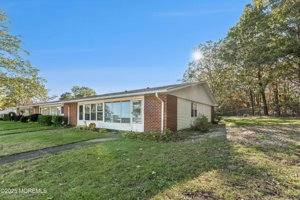 829F Balmoral Court, Lakewood, NJ 08701