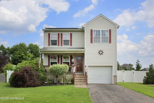 42 Highland Avenue, Atlantic Highlands, NJ 07716