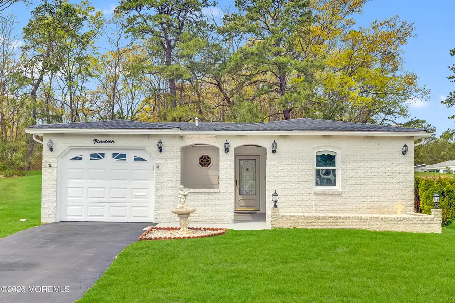 19 Robinson Road, Brick, NJ 08724 - #2