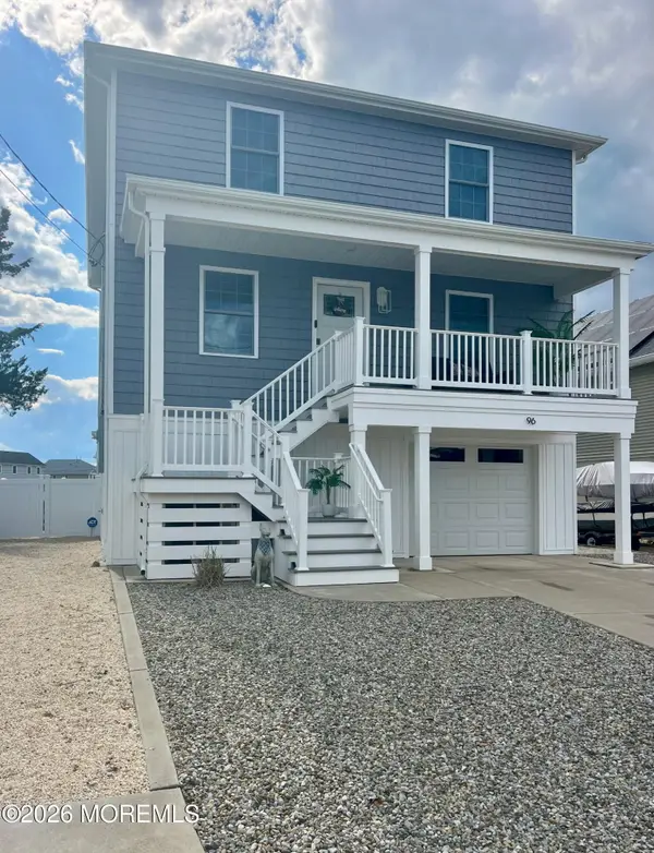 96 Lake Superior Drive, Little Egg Harbor, NJ 08087