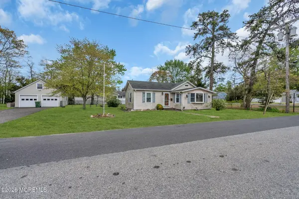 145 Cable Avenue, Beachwood, NJ 08722