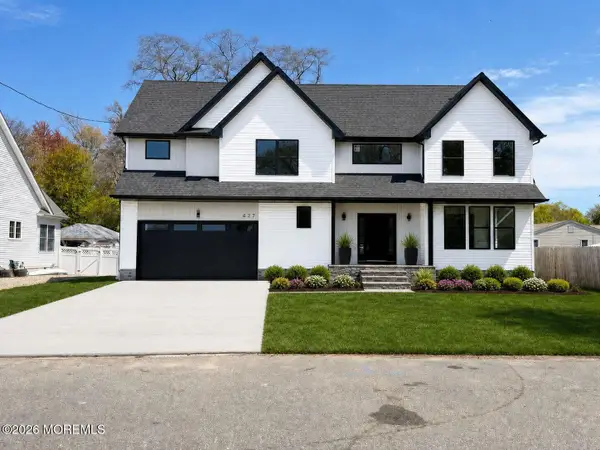 427 Boxwood Drive, Forked River, NJ 08731
