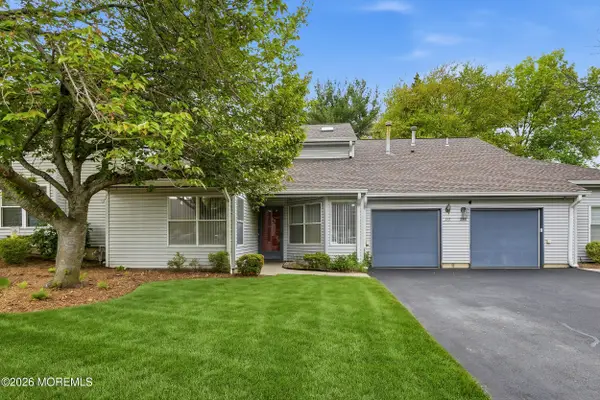 237 Ravenswood Road, Englishtown, NJ 07726