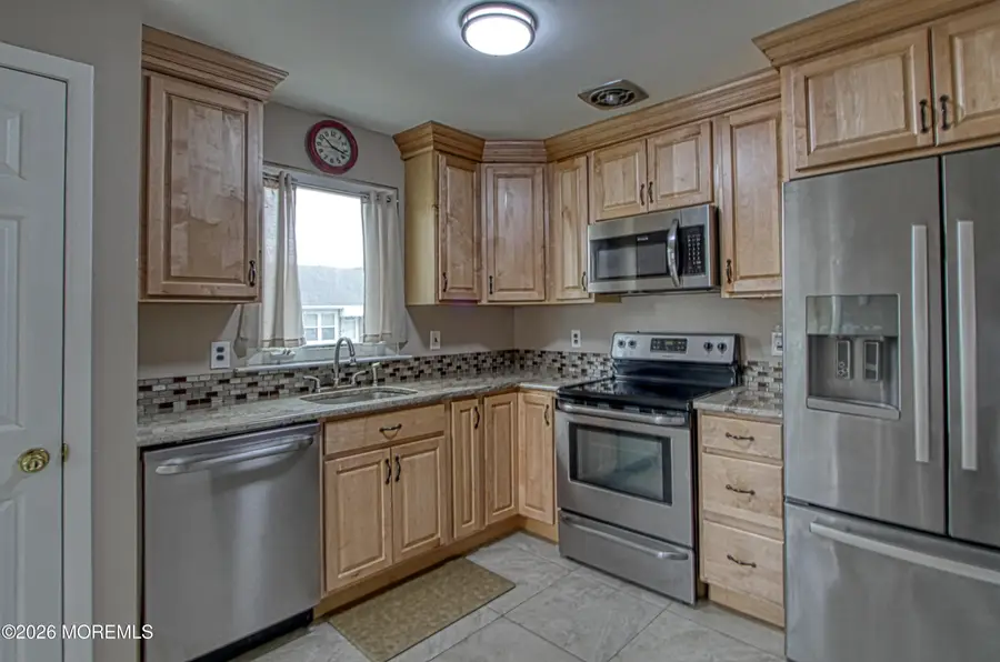 15 Lafayette Drive #B, Whiting, NJ 08759 - #3