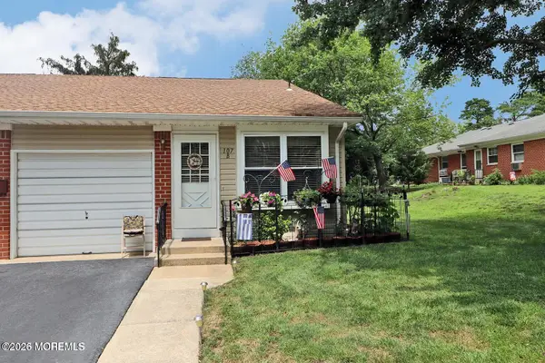 107 B Constitution Boulevard, Whiting, NJ 08759
