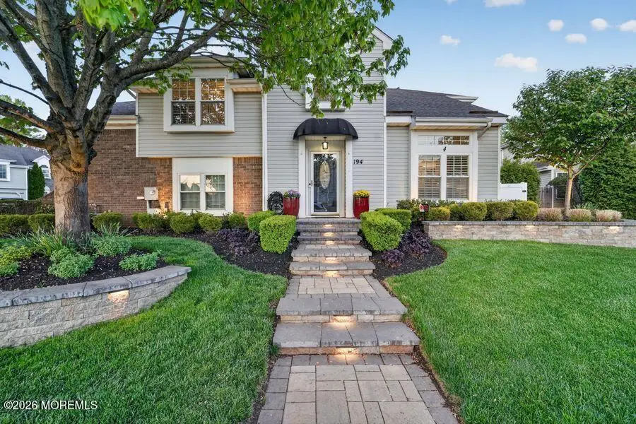 194 Kentucky Way, Freehold, NJ 07728 - #2