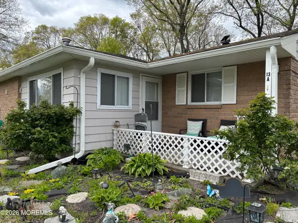 13A Robin Street, Manchester, NJ 08759
