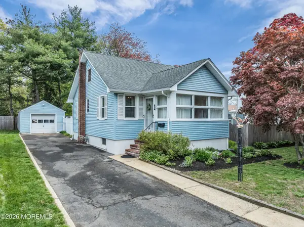 1 Tiensch Avenue, Leonardo, NJ 07737